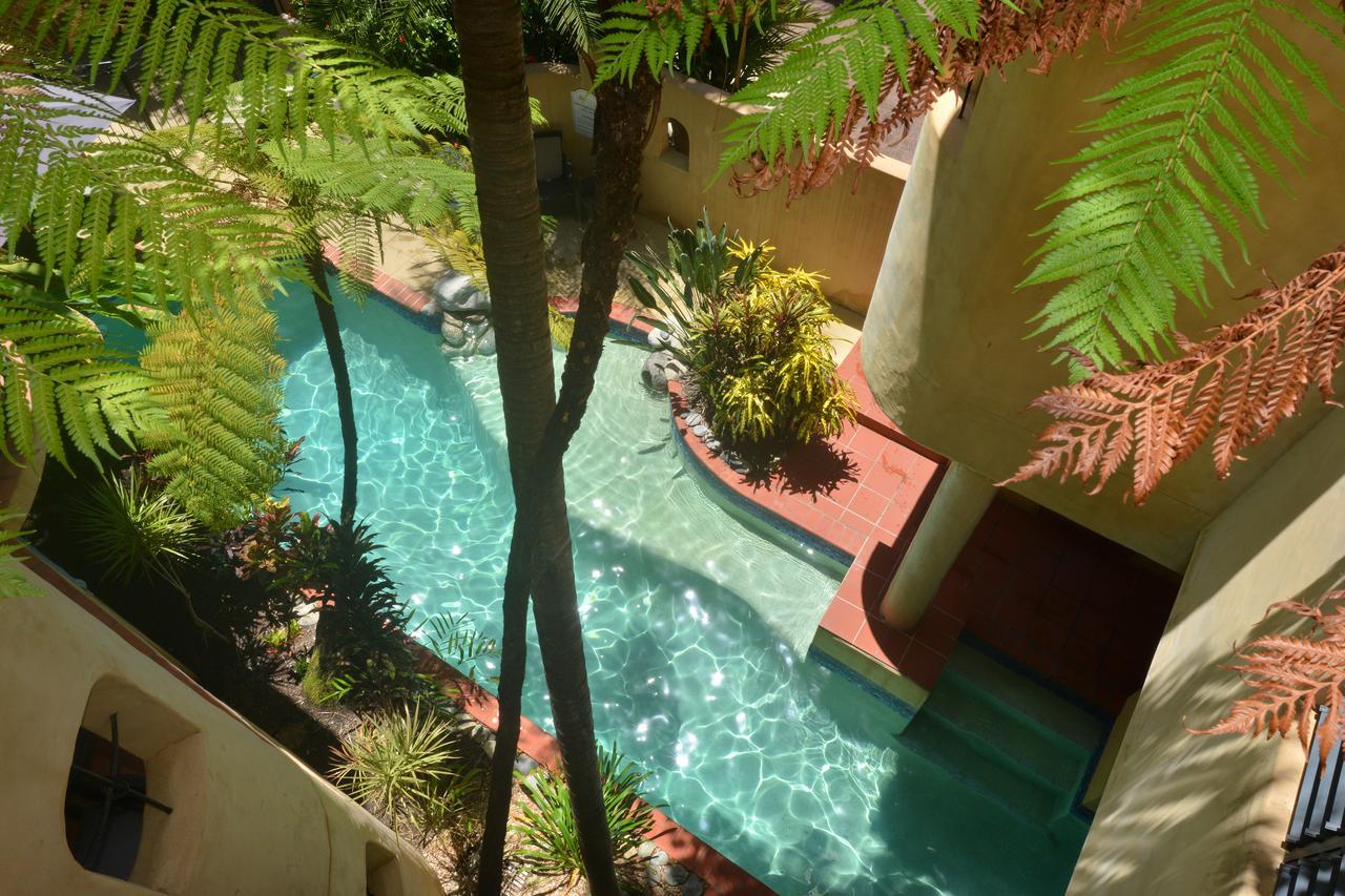 Seascape Apartments At Villa San Michele Port Douglas Exterior photo