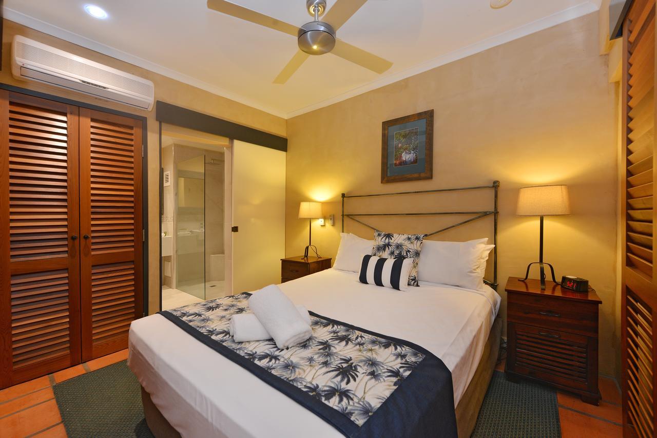 Seascape Apartments At Villa San Michele Port Douglas Exterior photo