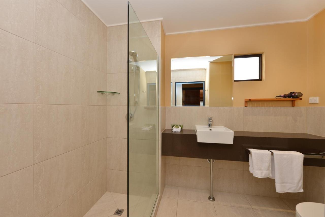 Seascape Apartments At Villa San Michele Port Douglas Exterior photo