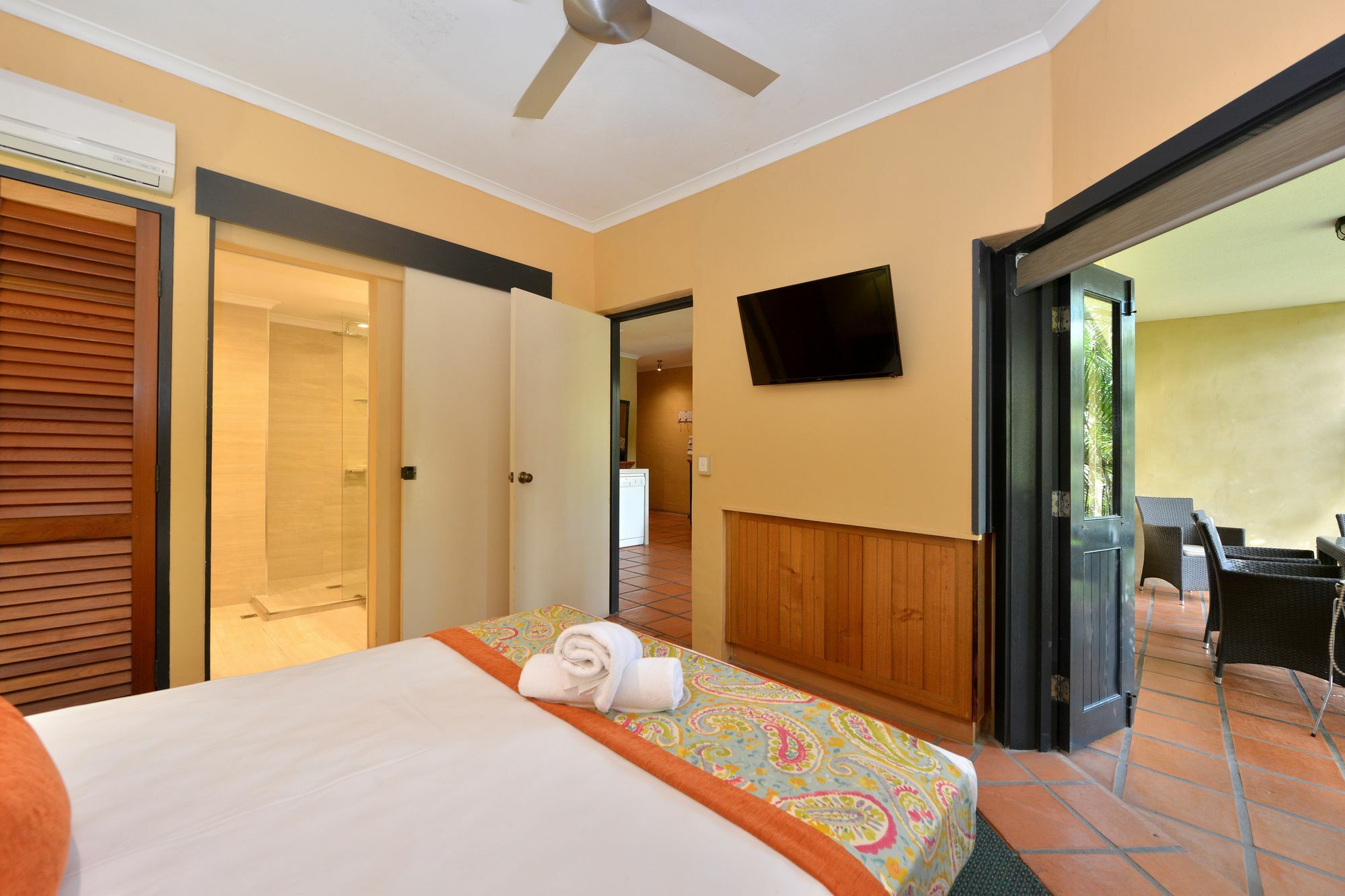 Seascape Apartments At Villa San Michele Port Douglas Exterior photo